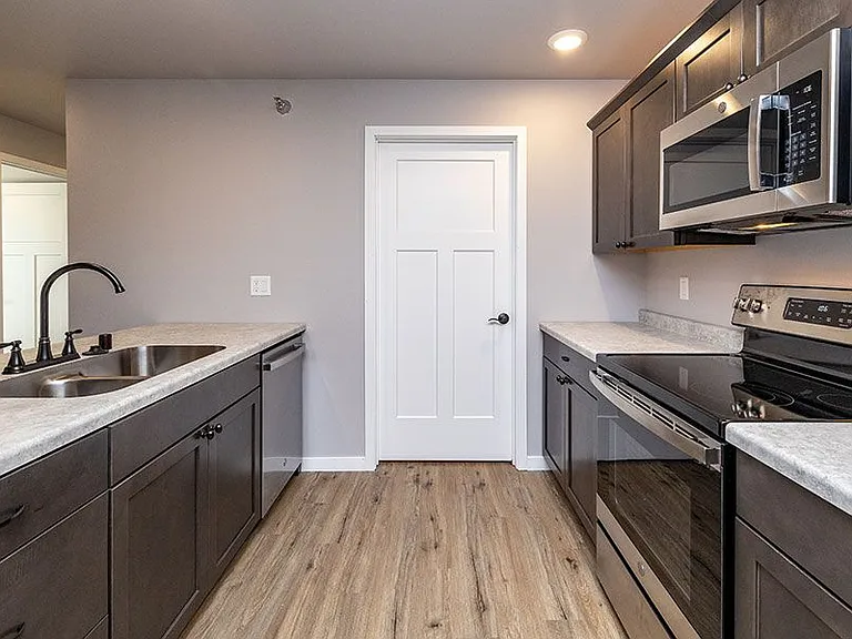 RIVER BEND ESTATES — Photo 18