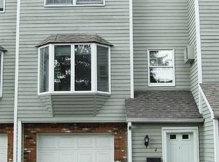 40 South St APT 4, Bristol, CT 06010