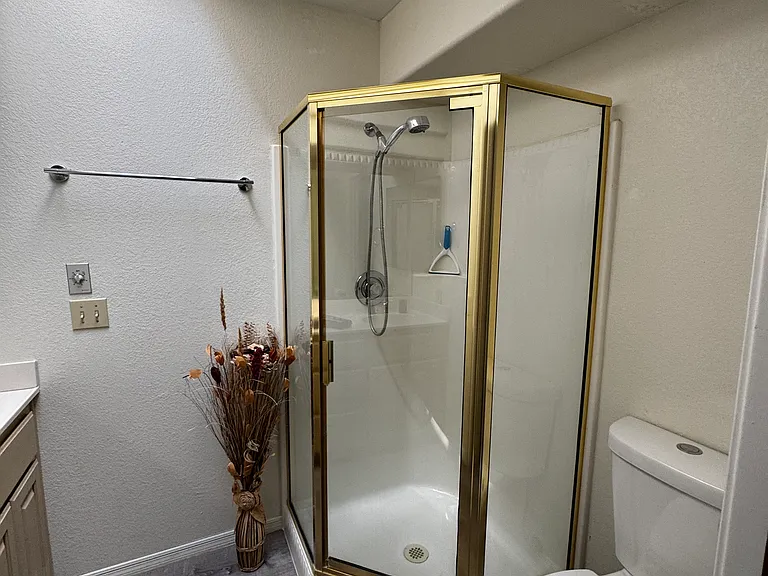 2022 Merrill Ln #3A — Photo 26