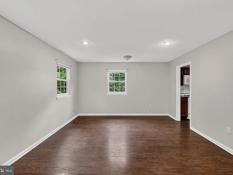 15063 Cherrydale Dr — Photo 13