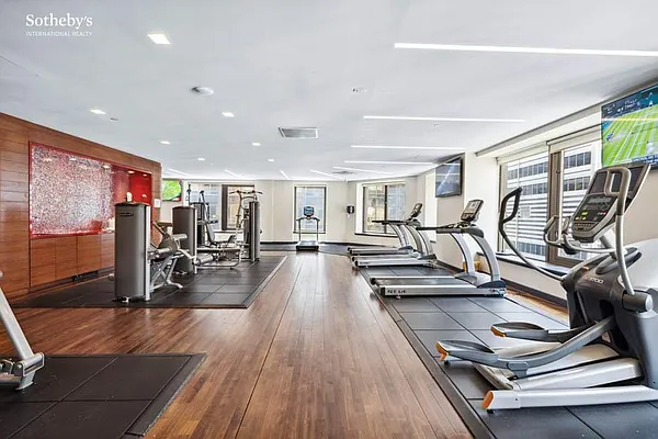 Rented by Sotheby's International Realty | media 6
