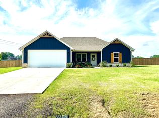 129 Davis Rd, Hallsville, TX 75650