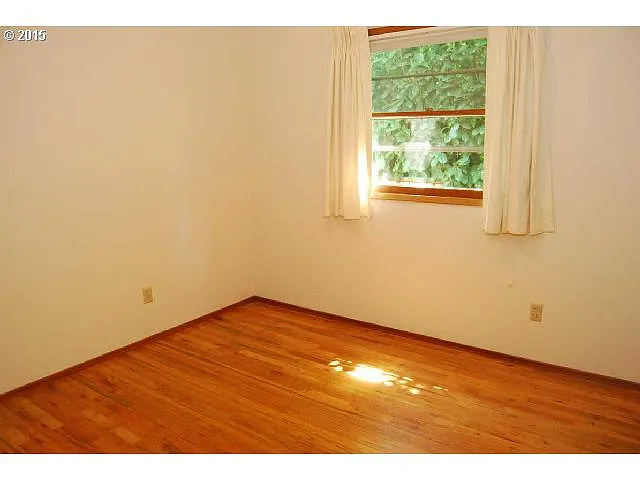 3206 SE 63rd Ave photo 1