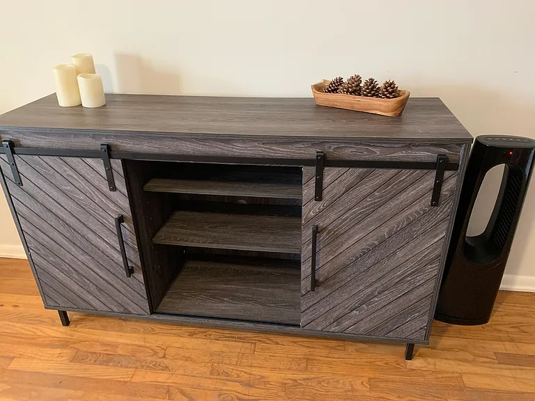 This unit can come furnished or unfurnished.