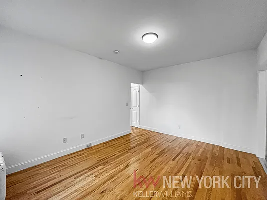 Rented by Keller Williams NYC | media 8