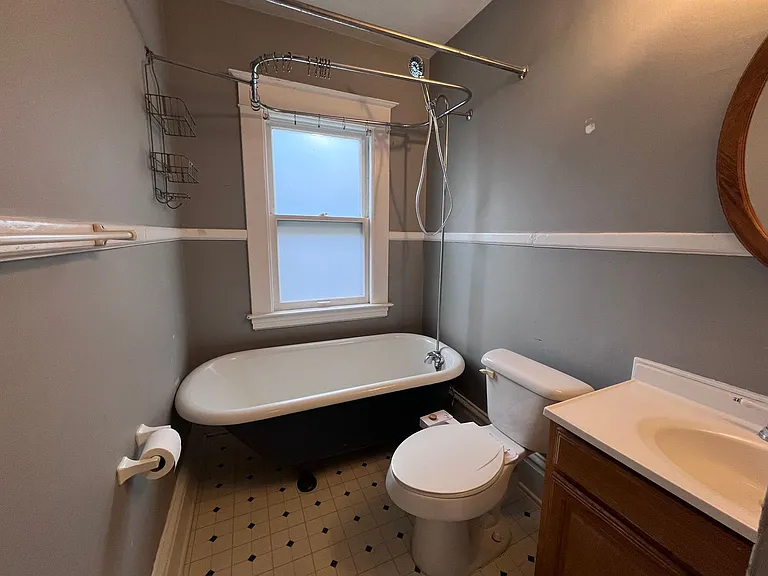 254 Warren Ave SE — Photo 13