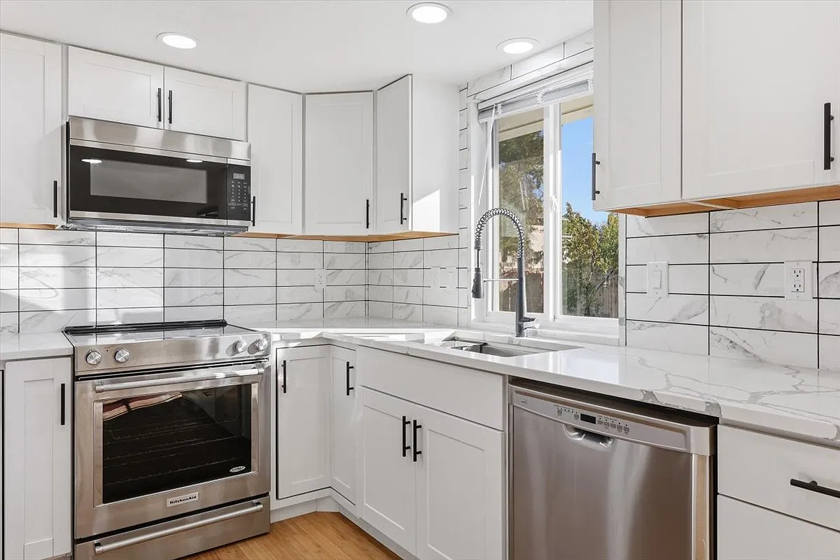 3 bed, 1544 sqft, $2,500 — Photo 4