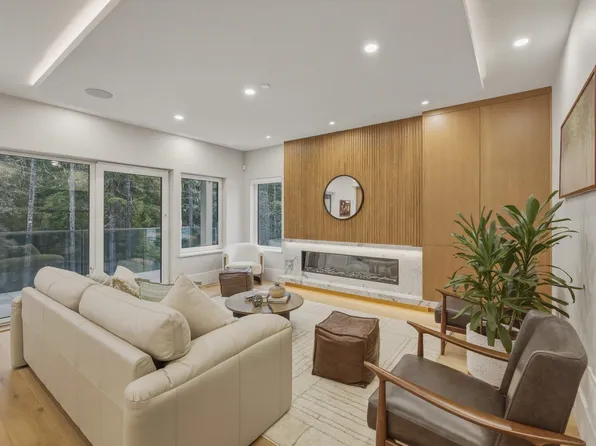 1733 River Run Pl, Whistler, BC V8E 1P4