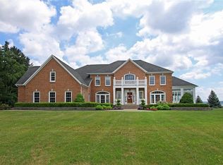 5100 Steinway Dr W, Jamesville, NY 13078