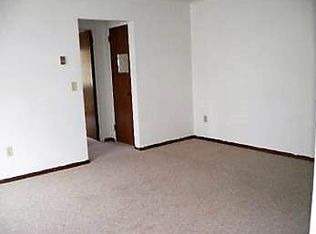 547 Marshall Rd APT 8, New Richmond, WI 54017