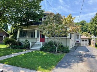 1 Oliver Pl, Silver Creek, NY 14136