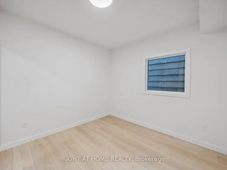 367 Howland Ave #2 — Photo 8