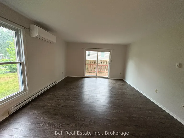 44 Anne St #5 — Photo 6