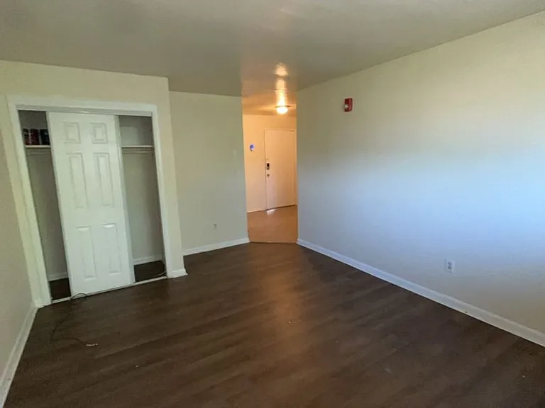 Holston Apartments — Photo 47