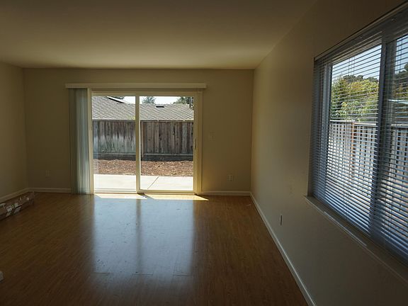 5th image of 20266 Vista Ct