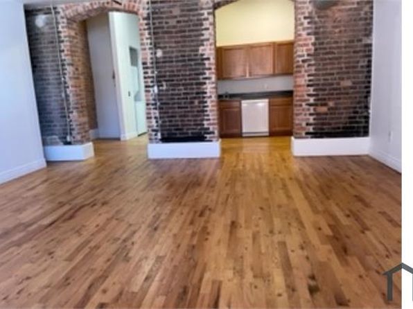 208 W Michigan Ave APT 2J