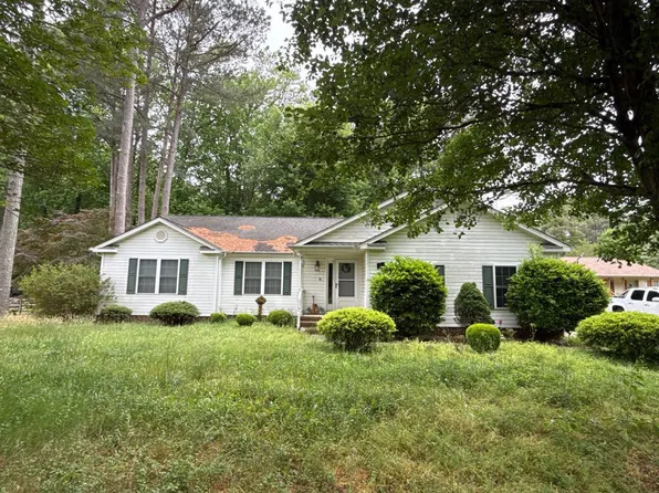 2706 Pigeon Hill Rd, Hayes, VA 23072
