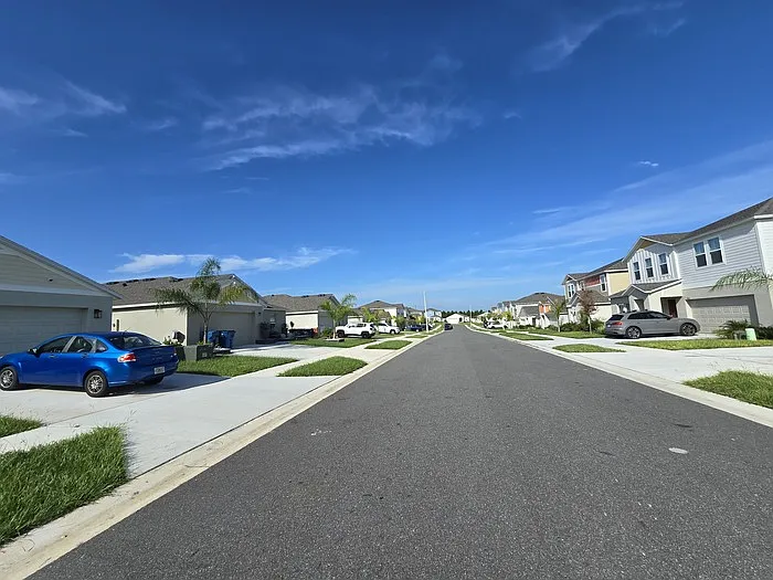 2441 Oakwood Ln — Photo 35