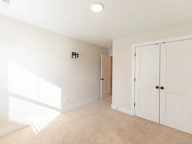 4902 Cannon Crossing Way — Photo 24