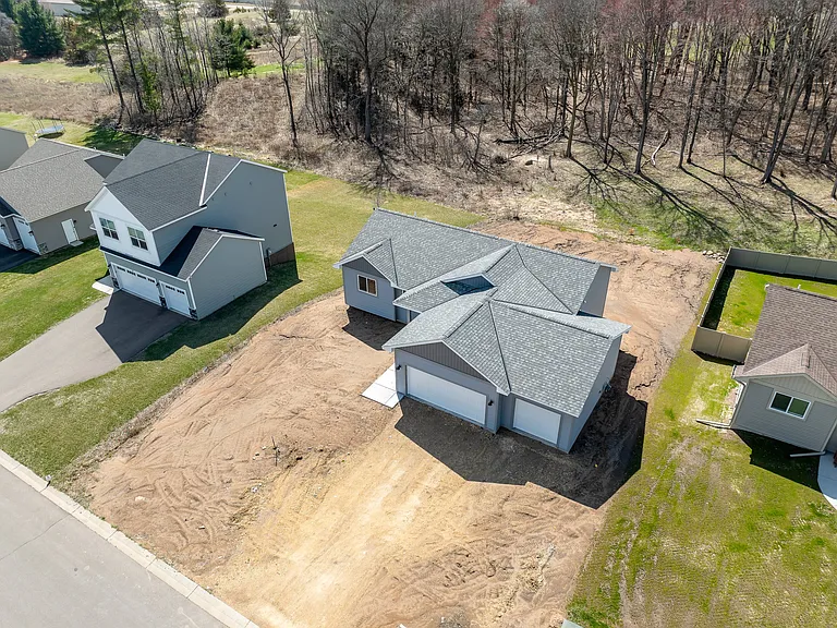 Wonderful View With This Almost New Walkout Rambler In River Hills !