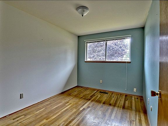 3rd image of 4111 S 288th Pl