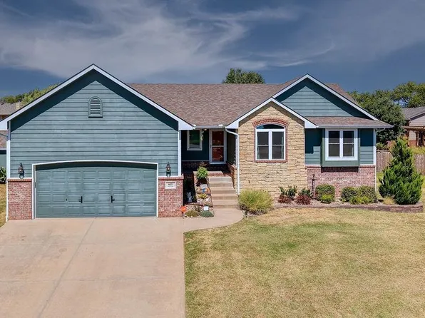 611 Cleek Ct, Winfield, KS 67156