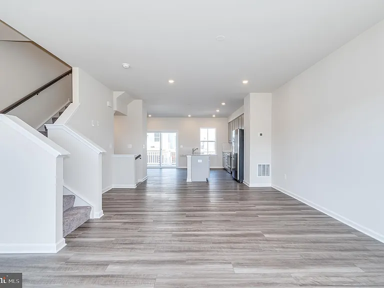 67 Swan Field Ave — Photo 20
