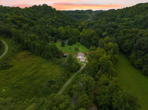 691 Buck Creek Rd, Booneville, KY 41314