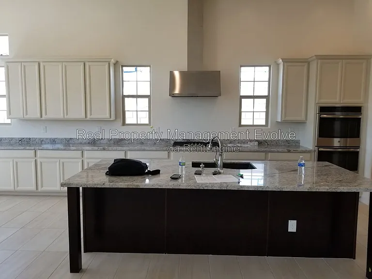 2307 E Mahogany Pl — Photo 9