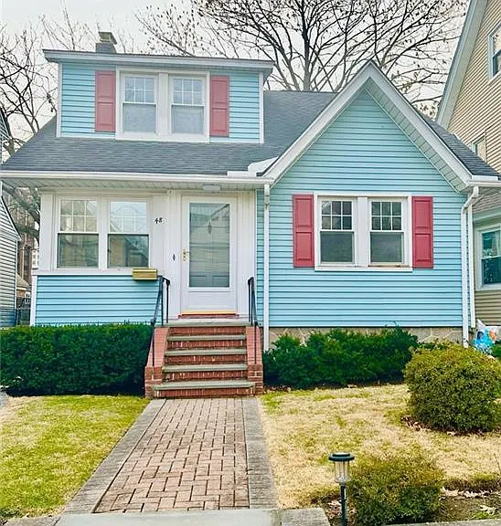 48 Lincoln St — Photo 1