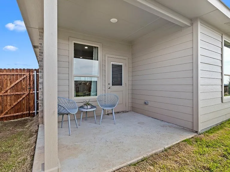 8520 Little Acorn Dr — Photo 6