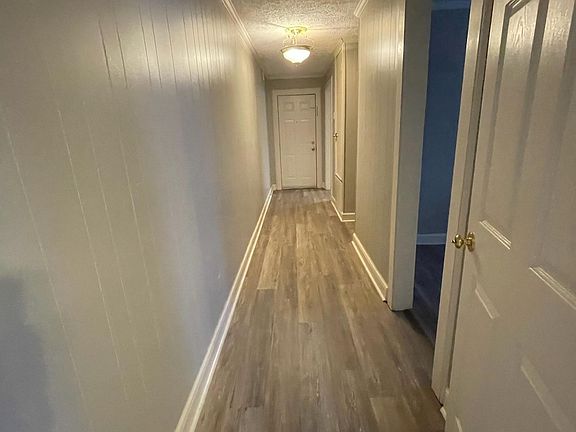 4th image of 913 Clayton Ave APT 4