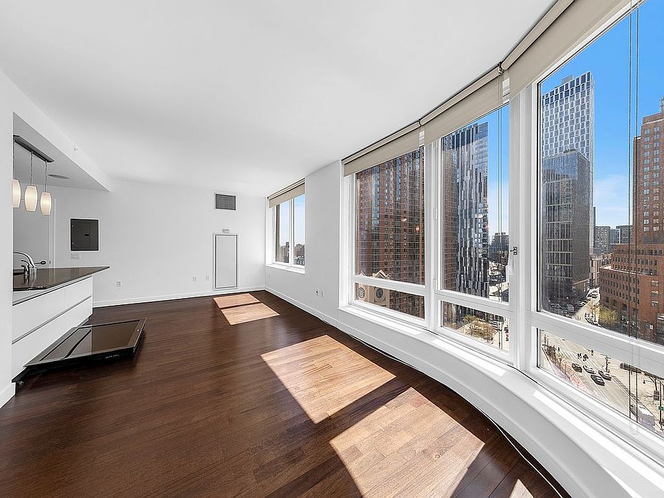 1st image of 306 Gold St APT 16E