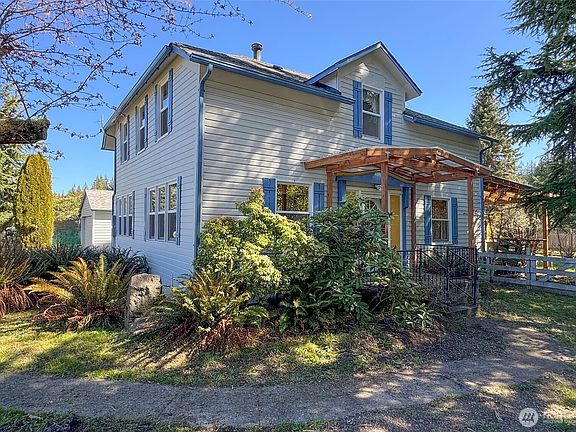 4th image of 1441 Deer Park Road
