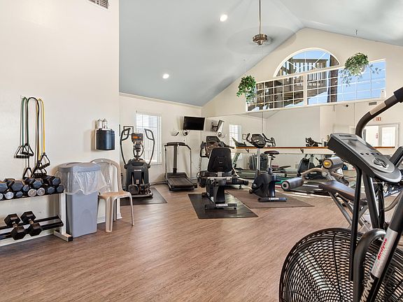4th image of 110 Ocean Hollow Ln APT 102