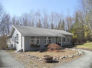 382 Ridge Rd, Fairfield, ME 04937