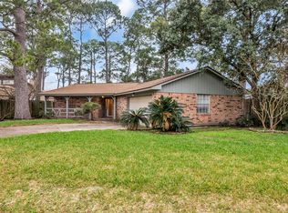 10002 Pinehurst St, Baytown, TX 77521