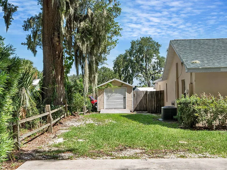 606 N Shore Dr — Photo 44