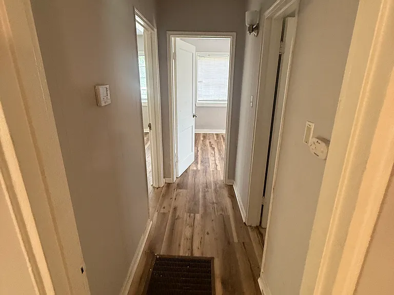 902 Lindsey Dr — Photo 5