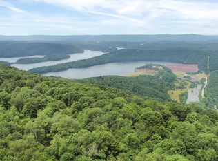 Corbin Rd, Huntingdon, PA 16652