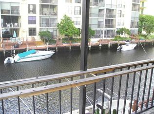 12 Royal Palm Way #2030, Boca Raton, FL 33432