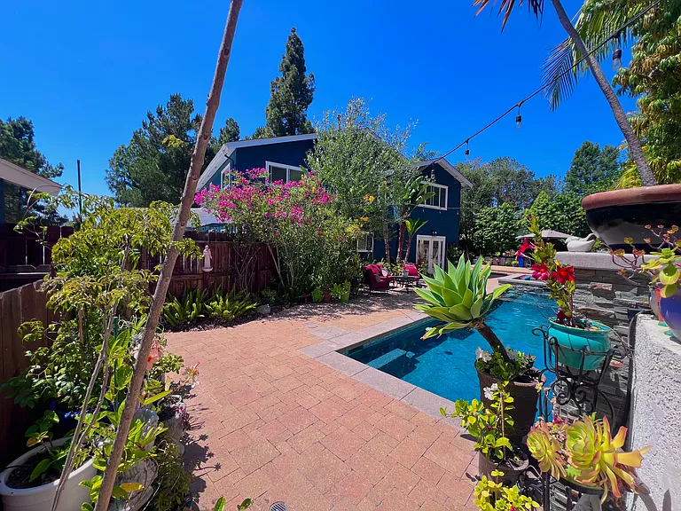 753 Val Sereno Dr — Photo 29
