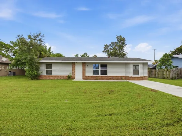 365 NW Curtis St, Port Saint Lucie, FL 34983