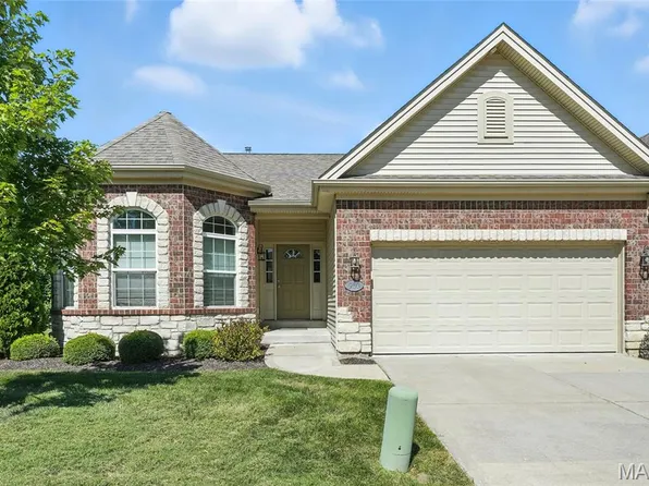950 Promenade Ct, Dardenne Prairie, MO 63368