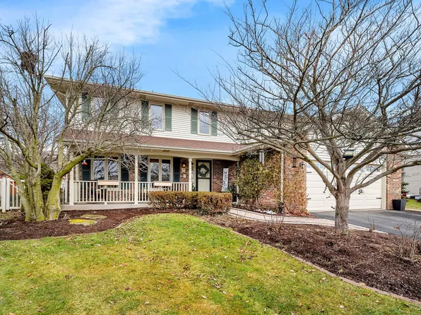 9342 Pepperwood Dr, Orland Hills, IL 60487