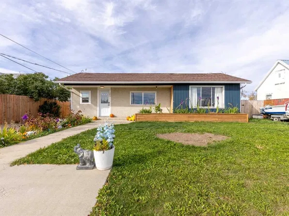 184 East Ave #W, Pincher Creek, AB T0K 1W0