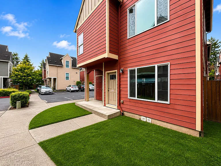 1517 SE 127th Ave #9 — Photo 3