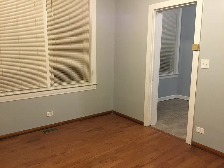 3808 S Francisco Ave #1B — Photo 3