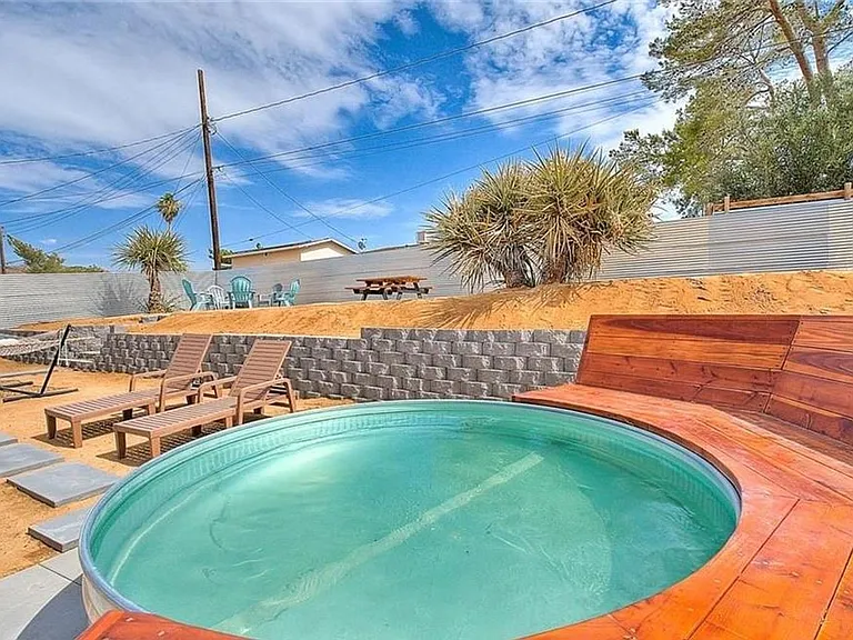 61627 El Cajon Dr — Photo 13