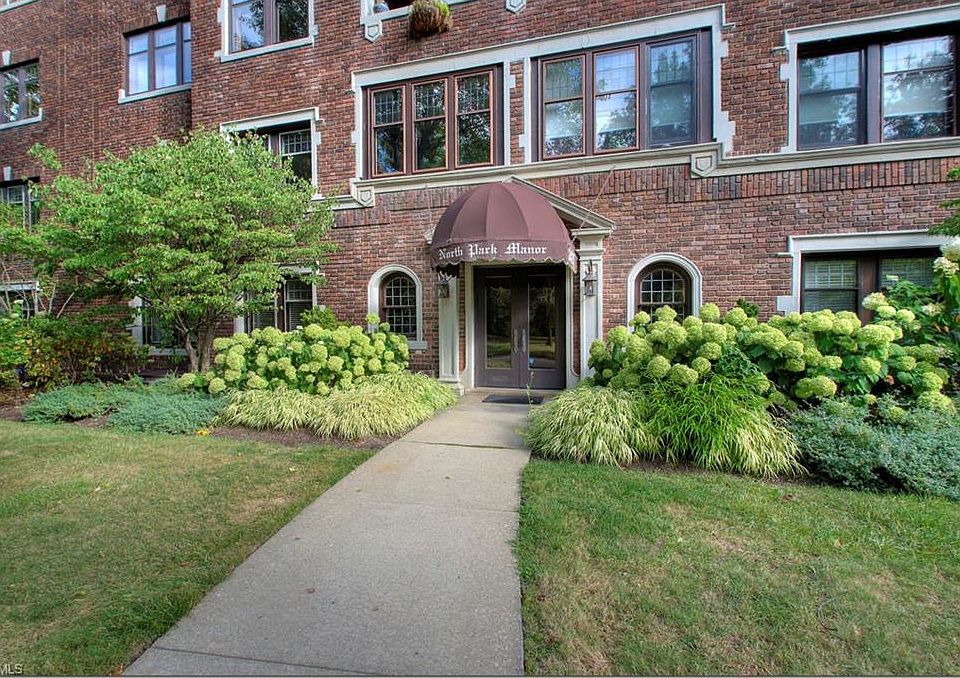 1st image of 2425 N Park Blvd APT 3